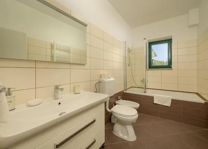 빌라 Madonna Di Campo By Istrialux