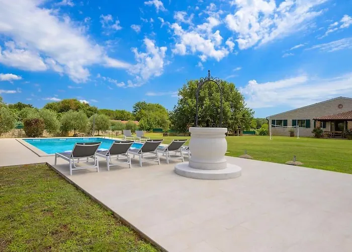 빌라 Madonna Di Campo By Istrialux